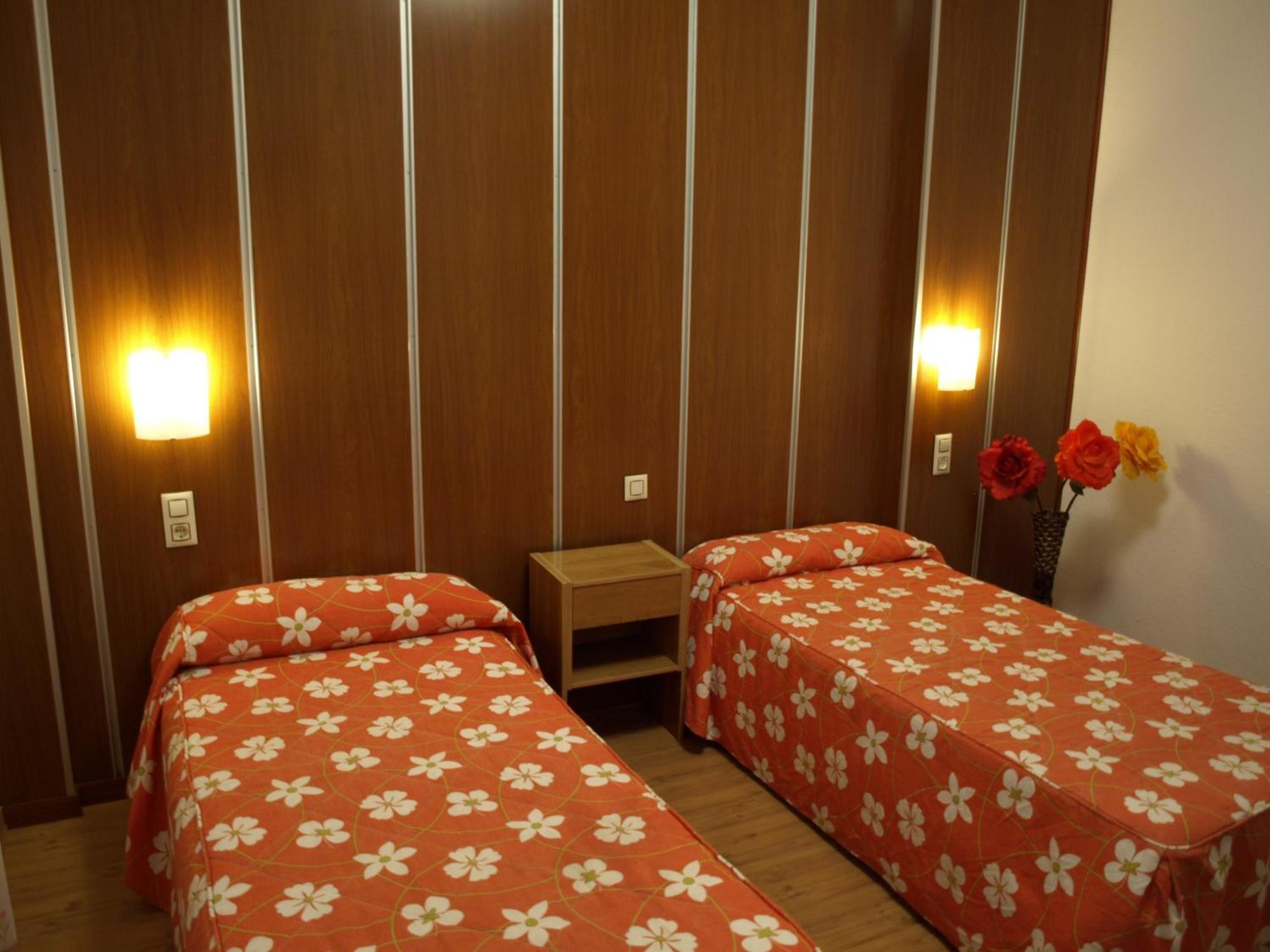 Hostal Anas Hotel Мерида Стая снимка