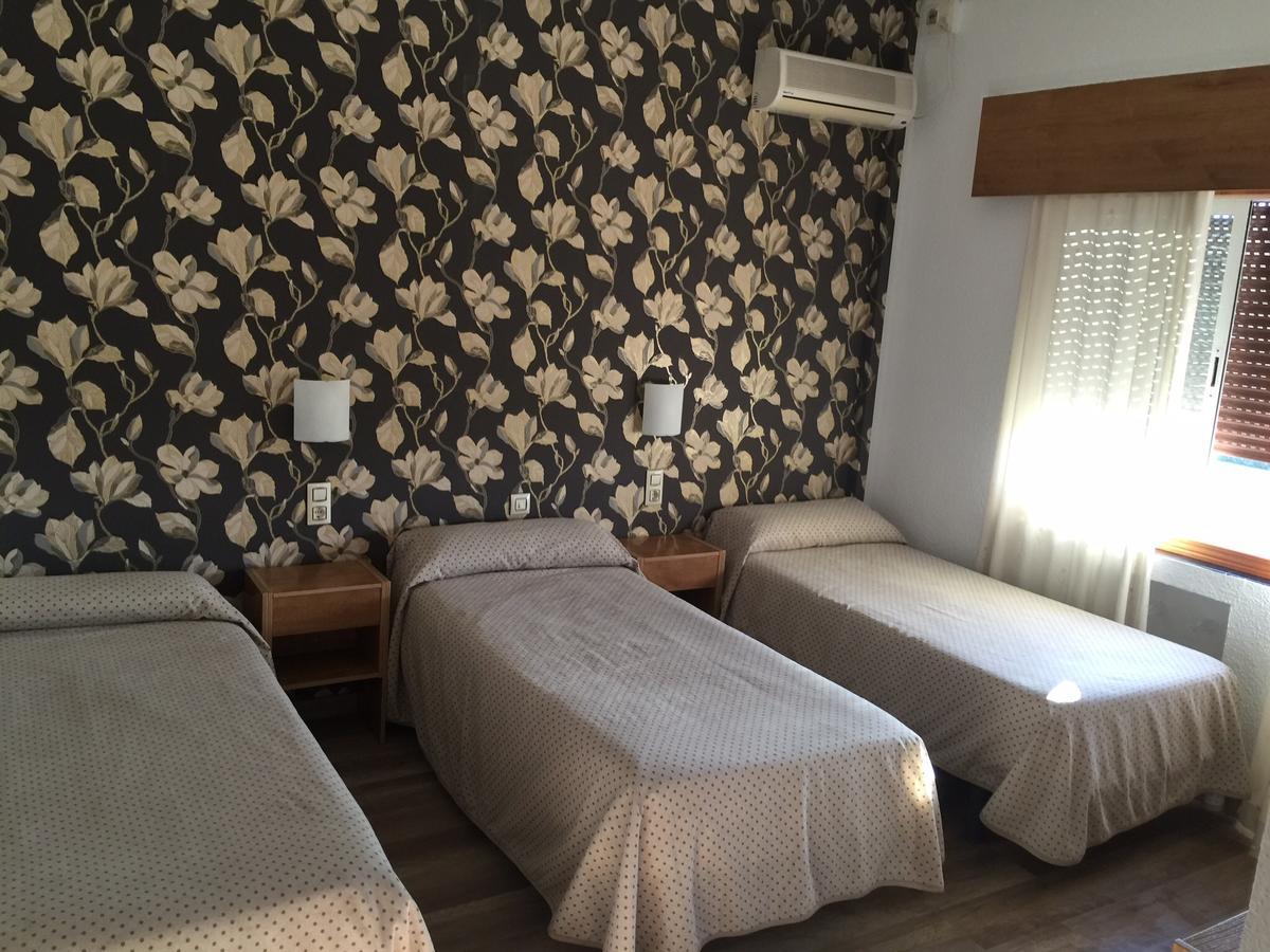 Hostal Anas Hotel Мерида Екстериор снимка