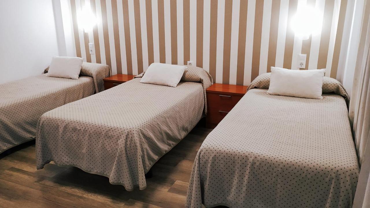 Hostal Anas Hotel Мерида Екстериор снимка